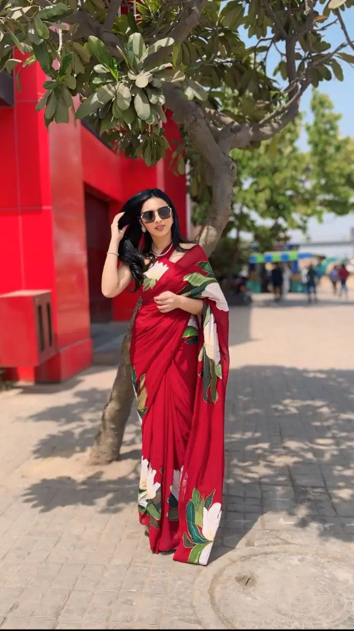 SF 704 Maroon Georgette Silk Printed Sarees Wholesale Market In Surat
